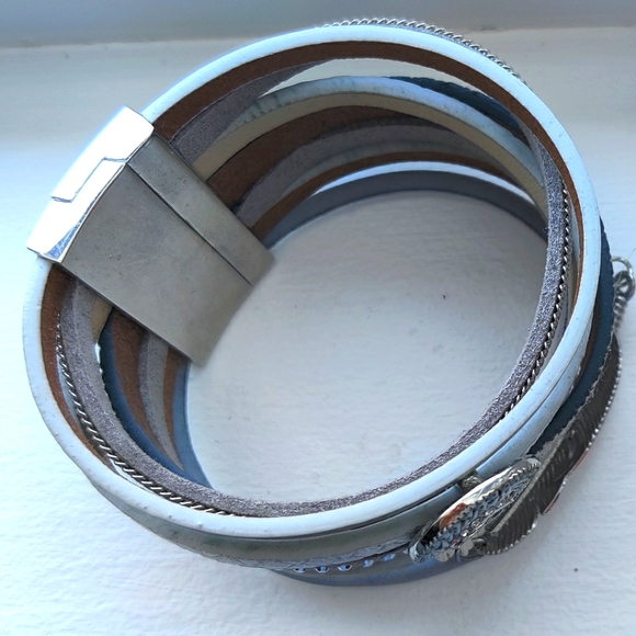 Wrist ban (bracelet) - Picture 3 of 3